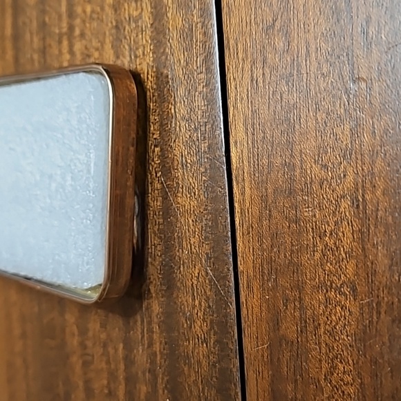 NEW!14promax Gold Glitter Phone Case with Fold Out Space Man Stand!! - Picture 7 of 9